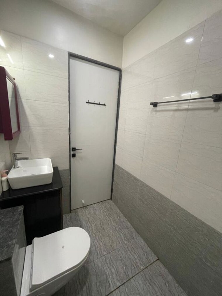 Bathroom, blue-pearl-204-blue-paradise 2 Bedroom 1000 Sq.Ft. Apartment In Baner Pune 10488073