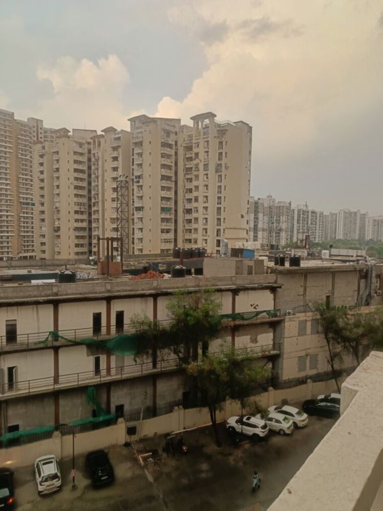 Exterior View, amrapali-silicon-city 3 Bedroom 1420 Sq.Ft. Apartment In Sector 76 Noida 10489557