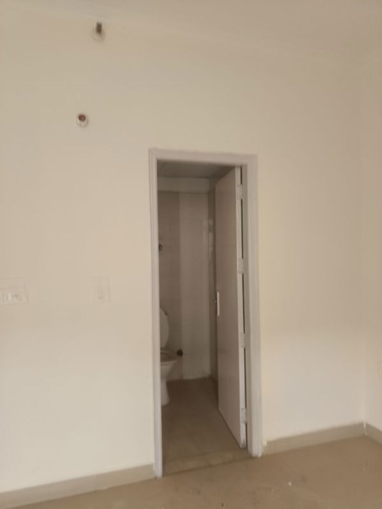Room, amrapali-silicon-city 3 Bedroom 1420 Sq.Ft. Apartment In Sector 76 Noida 10489557