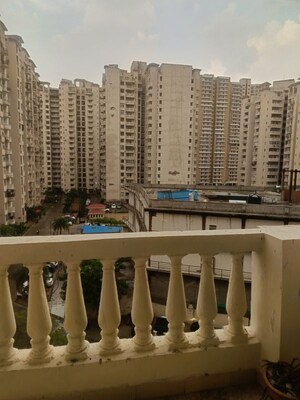 3 BHK Apartment – Exterior View View at Amrapali Silicon City, Sector 76 - for Rent