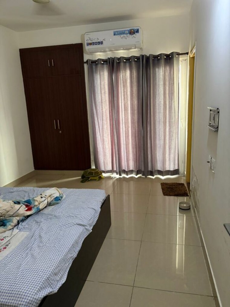 Bedroom, amrapali-silicon-city 2 Bedroom 1180 Sq.Ft. Apartment In Sector 76 Noida 10489559