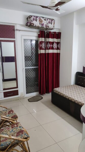 2 BHK + Servant Room Apartment For Rent in Jm Orchid in Sector 76, Noida