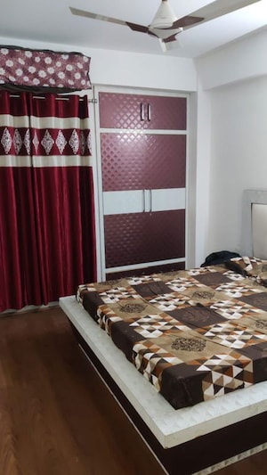 Bedroom in 2 BHK Apartment at Jm Orchid, Sector 76 – for Rent