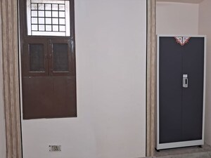 Room in 2 BHK Apartment at Jm Orchid, Sector 76 – for Rent