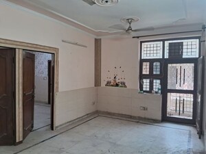 Room in 2 BHK Apartment at Jm Orchid, Sector 76 – for Rent