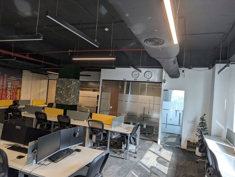 Team Area, sector 74 Commercial Office Space 2000 Sq.Ft. In Sector 74 Mohali 10489567