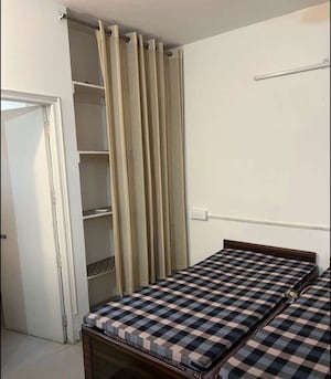 Balcony in 1 BHK Builder Floor at Sector 18 – for Rent