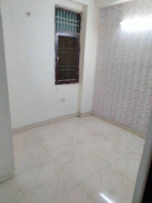 Room in 2 BHK Builder Floor at Rajendra Nagar Sector 5 – for Rent