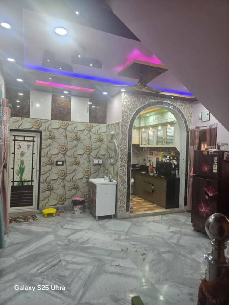  Parking, sodepur 3 Bedroom 3240 Sq.Ft. Independent House In Sodepur Kolkata 10489617