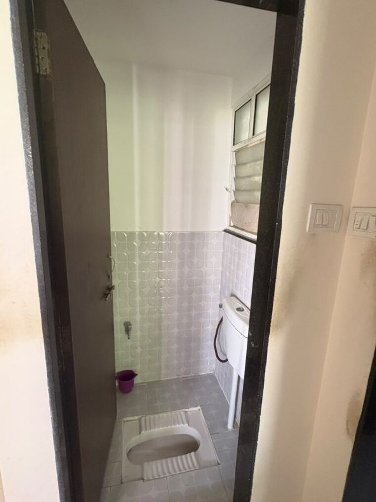 Bathroom, mak-snehangan-residency 1 Bedroom 700 Sq.Ft. Apartment In Wakad Pune 10489632
