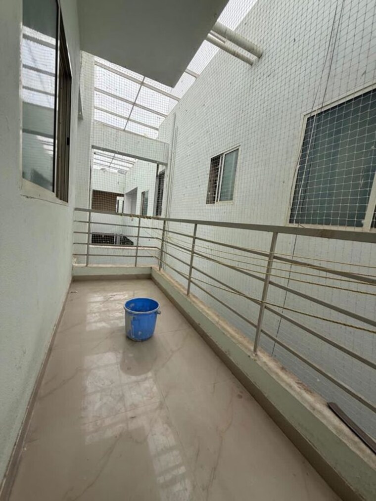 Balcony, pyramid-banksia 3 Bedroom 1500 Sq.Ft. Apartment In Yelahanka Bangalore 10489638