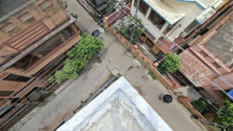 Balcony, indira nagar 6+ Bedroom 5400 Sq.Ft. Independent House In Indira Nagar Kolkata 10489642