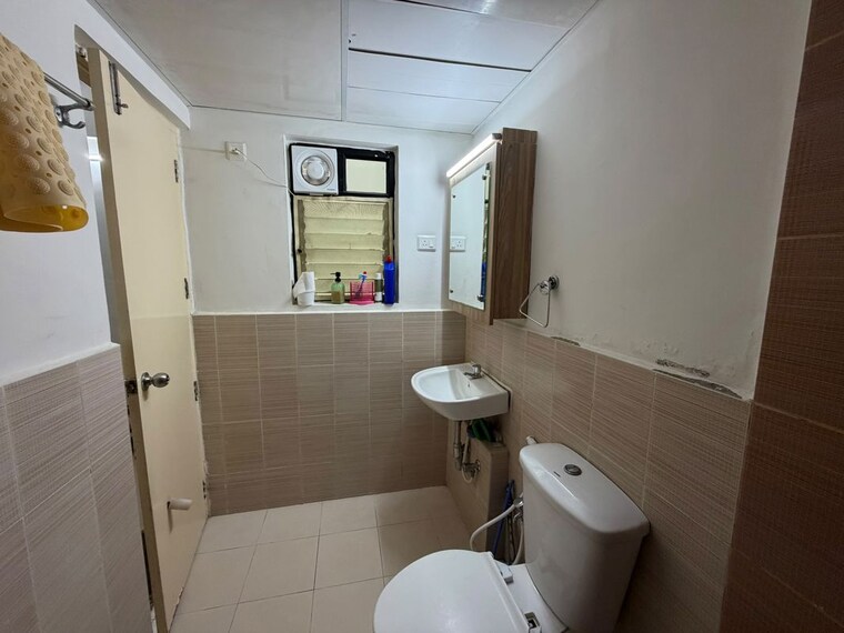 Bathroom, provident-harmony 2.5 Bedroom 1350 Sq.Ft. Apartment In Thanisandra Main Road Bangalore 10489643