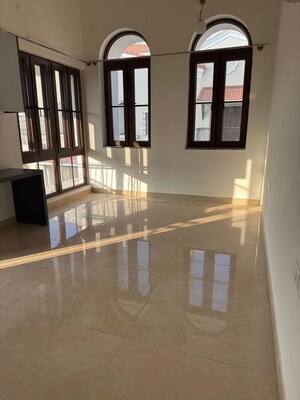 Staircase in 4 BHK Villa at Aspen Greens At The Prestige City, Sarjapur Road – for Rent
