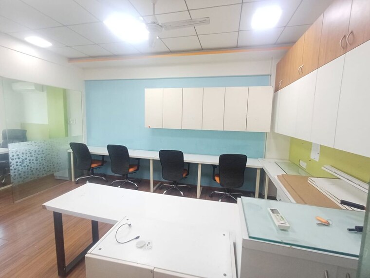 Team Area, knox-plaza Commercial Office Space 400 Sq.Ft. In Malad West Mumbai 10489732