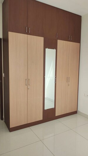Room in 1 BHK Apartment at Prestige Jindal City, Bagalakunte – for Sale