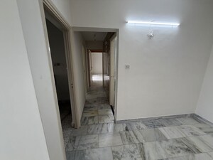 Room in 2 BHK Apartment at Thane West – for Rent