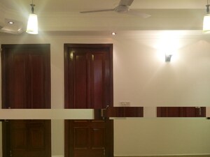 Furnished Amenities in 3 BHK Builder Floor at Sector 15 – for Rent