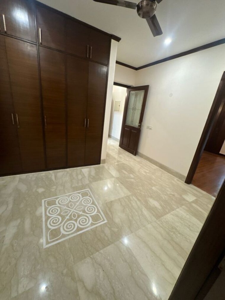 Bedroom, panchsheel park 4 Bedroom 500 Sq.Yd. Builder Floor In Panchsheel Park Delhi 10489799