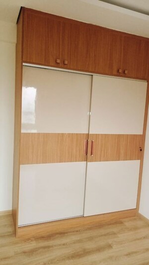 Furnished Amenities in 2 BHK Apartment at Prestige Jindal City, Bagalakunte – for Rent