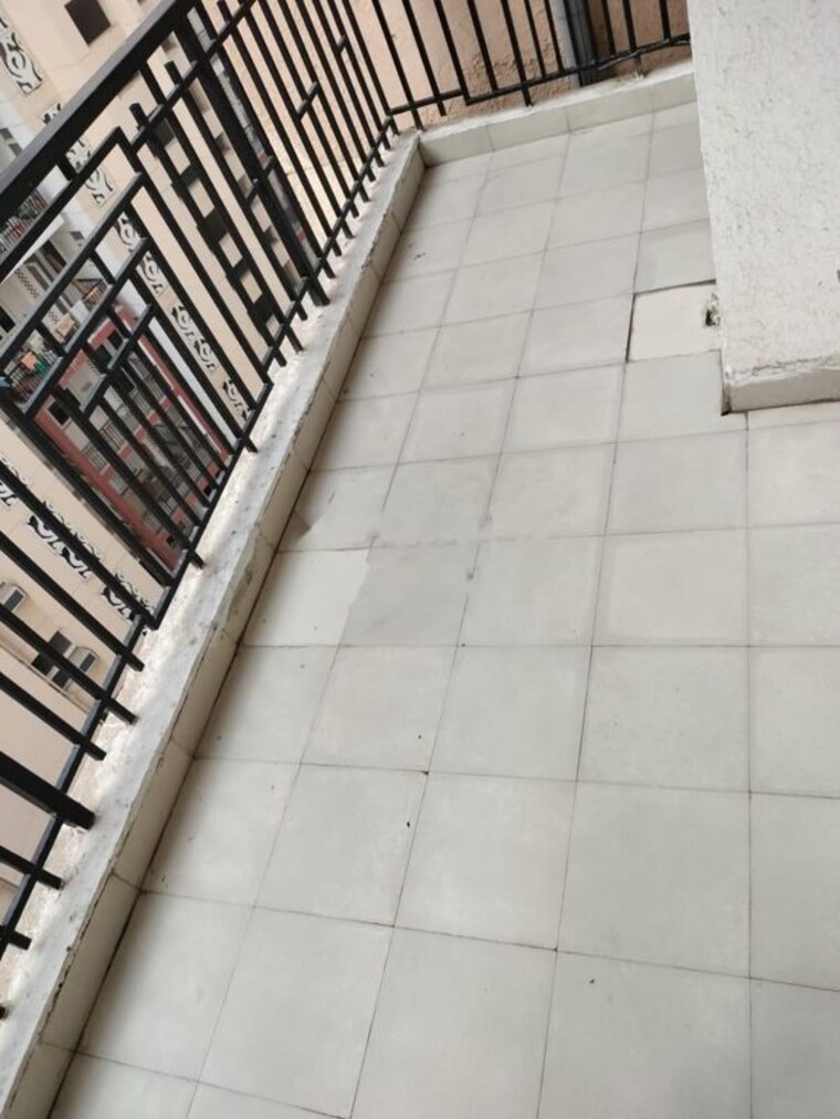 Balcony, orris-aster-court-premier 5 Bedroom 2700 Sq.Ft. Apartment In Sector 85 Gurgaon 10489863