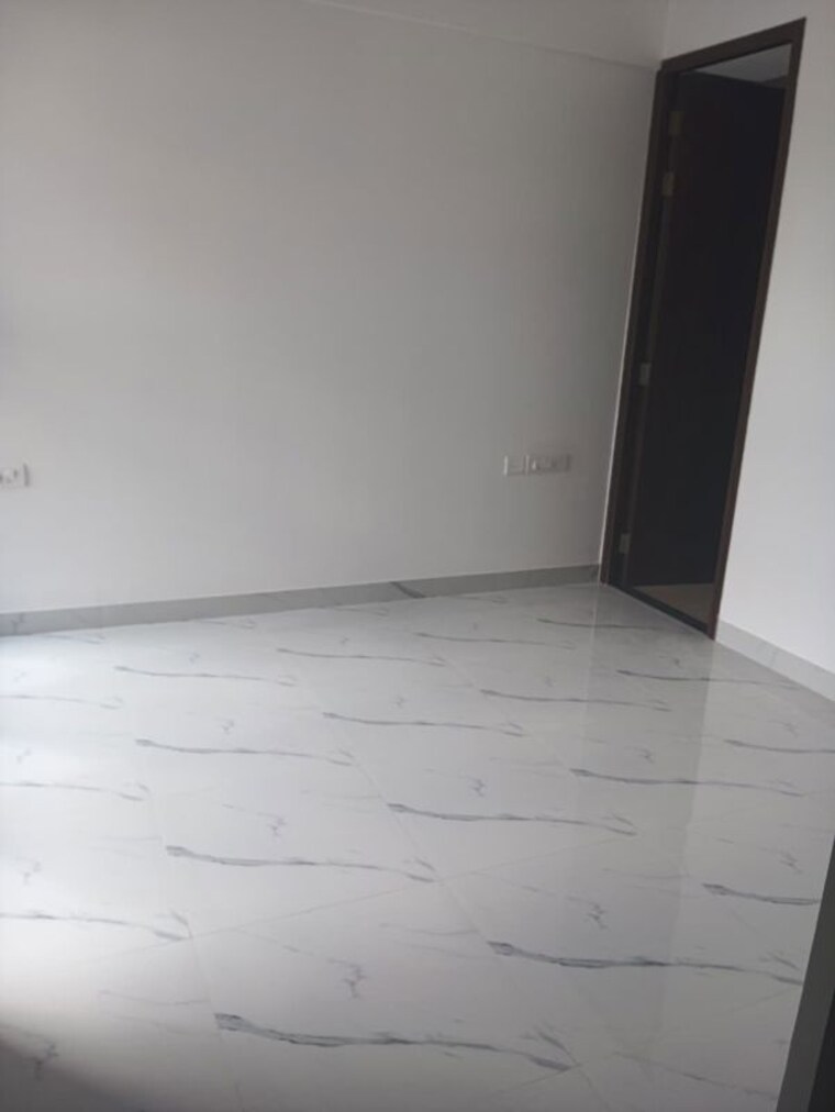 Room, raymond-ten-x-habitat 2 Bedroom 520 Sq.Ft. Apartment In Pokhran Road No Two Thane 10489893