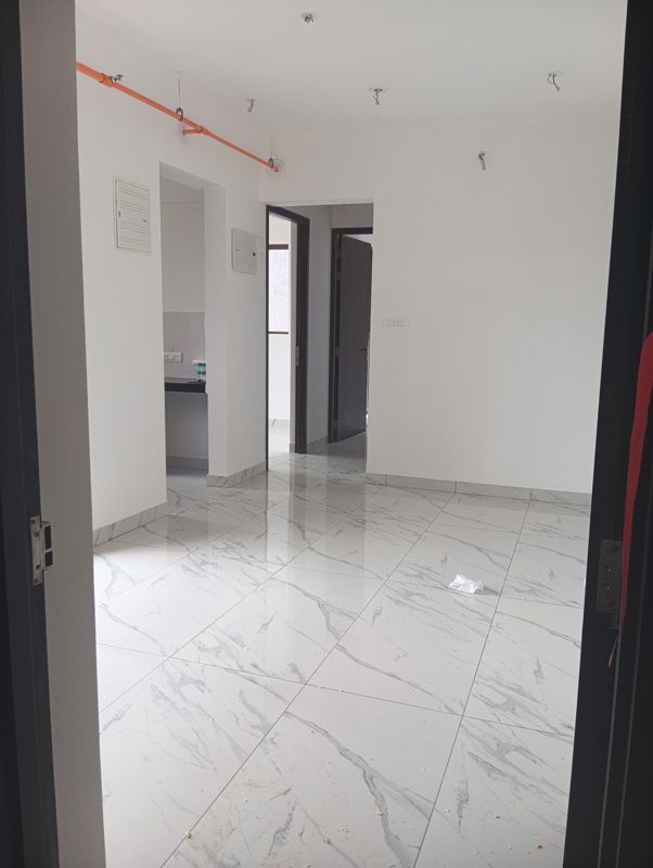 2 BHK 520 Sq.Ft. Apartment in Raymond Ten X Habitat