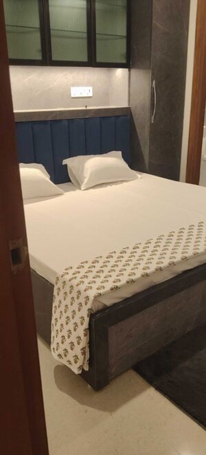1 BHK Builder Floor For Rent in Sushant Lok Iii