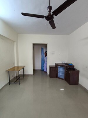 2 BHK Apartment For Rent in Shubhashree Apartmaent Akurdi, Akurdi