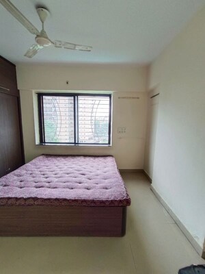 Room in 2 BHK Apartment at Shubhashree Apartmaent Akurdi, Akurdi – for Rent