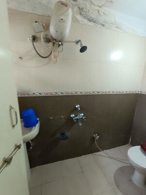 Furnished Amenities in 2 BHK Apartment at Shubhashree Apartmaent Akurdi, Akurdi – for Rent