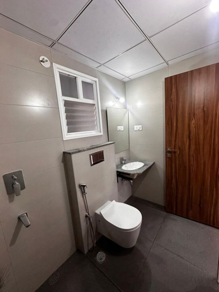 Bathroom, godrej-ananda 3 Bedroom 1100 Sq.Ft. Apartment In Bagaluru Bangalore 10489852