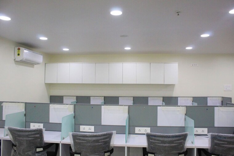 Team Area, bhumiraj-costarica Commercial Office Space 1011 Sq.Ft. In Sanpada Navi Mumbai 10489874