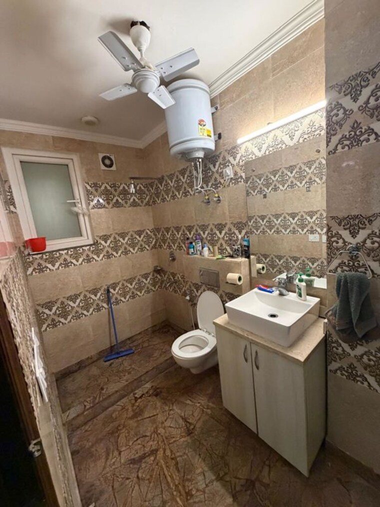 Attached Bathroom, unitech-the-residences-sector-33 3 Bedroom 1750 Sq.Ft. Apartment In Sector 33 Gurgaon 10489924