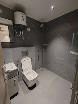Team Area in Studio Builder Floor at Ardee Mall, Sector 52 – for Rent