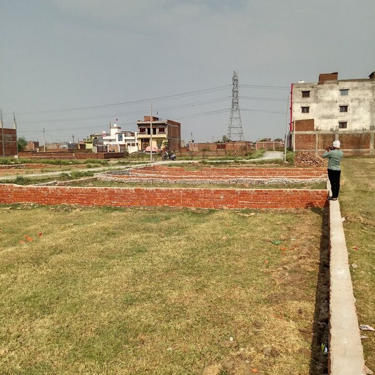 Garden, parao  665 Sq.Ft. Plot In Parao Varanasi 10489972