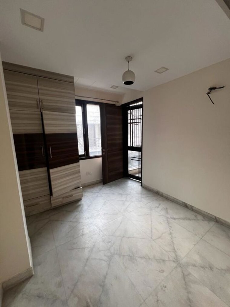 Room, naraina 3 Bedroom 125 Sq.Yd. Builder Floor In Naraina Delhi 10489981