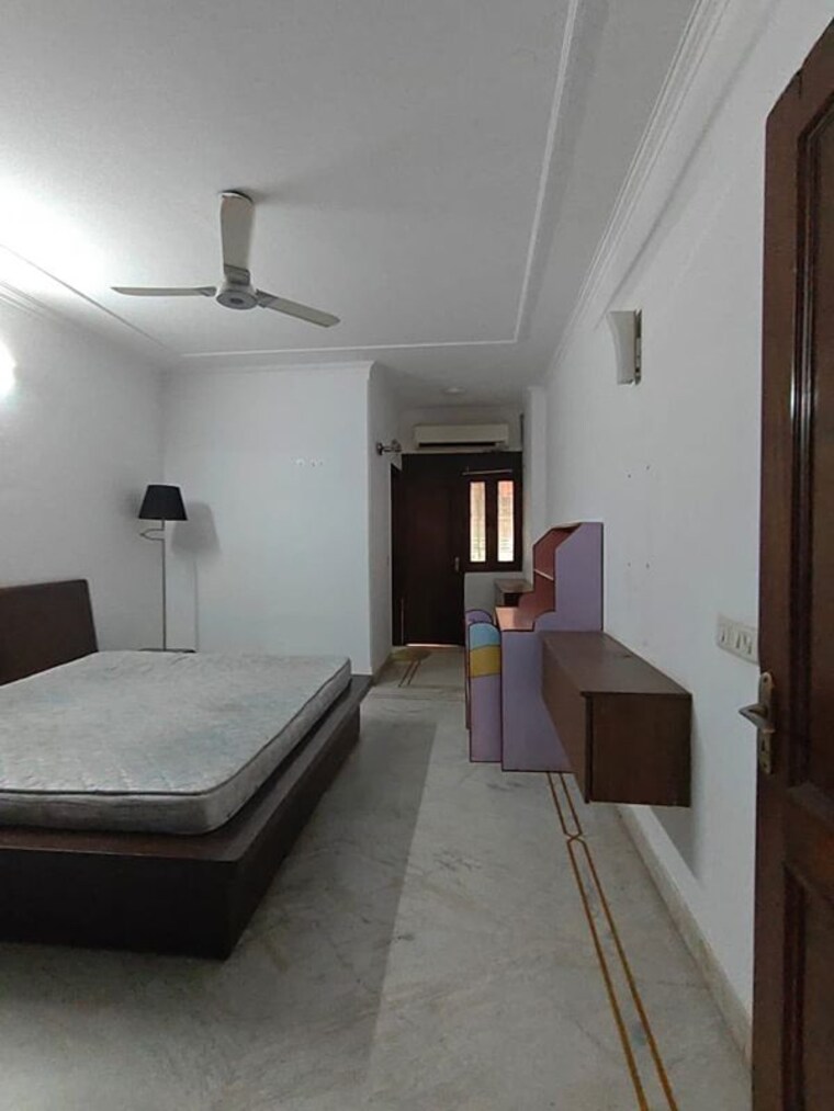 Kitchen, green park extension 4 Bedroom 400 Sq.Yd. Apartment In Green Park Extension Delhi 10490007