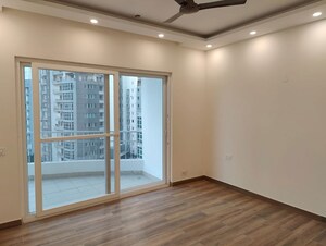 Room in 3.5 BHK Apartment at 3C Lotus 300, Sector 107 – for Rent