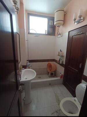 Bathroom in 1 BHK Builder Floor at Sector 37 – for Rent