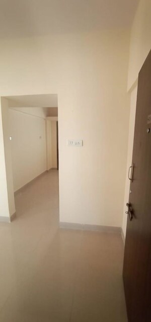 Room in 2 BHK Apartment at Jay Ganesh Apartment, Kharadi – for Rent
