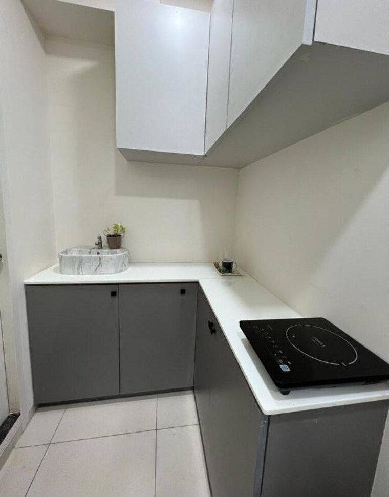 Kitchen, shyamal Commercial Office Space 975 Sq.Ft. In Shyamal Ahmedabad 10490072