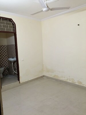 3 BHK Builder Floor For Rent in Khirki Extension