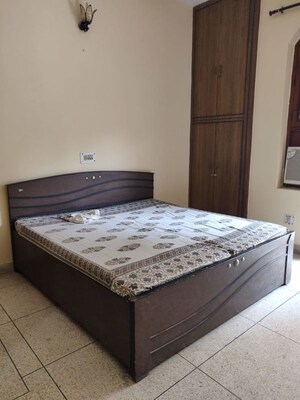 2 BHK Builder Floor For Rent in Sector 14