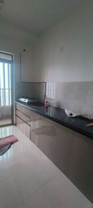 Kitchen in 2 BHK Apartment at Kalpataru Paramount, Kapur Bawdi – for Rent