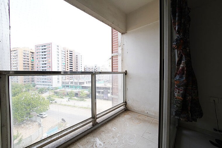 Balcony, chandkheda 2 Bedroom 1200 Sq.Ft. Apartment In Chandkheda Ahmedabad 10482802