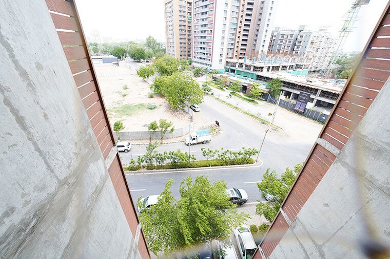 Balcony, chandkheda 2 Bedroom 1200 Sq.Ft. Apartment In Chandkheda Ahmedabad 10482802