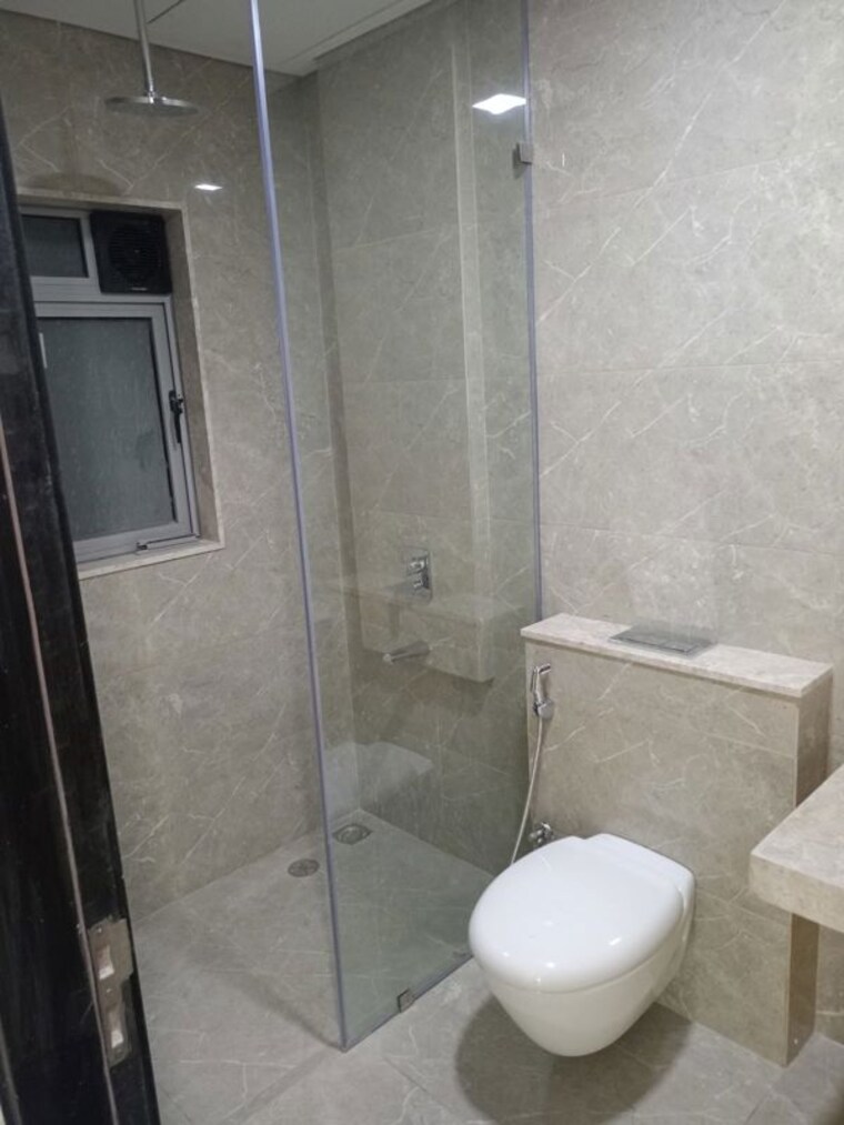 Bathroom, oberoi-eternia 3 Bedroom 1062 Sq.Ft. Apartment In Mulund West Mumbai 10490124
