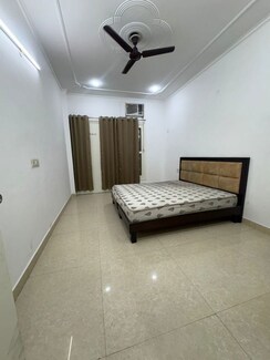 4 BHK Builder Floor For Rent in DLF City Phase V