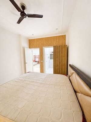 Bedroom in 4 BHK Builder Floor at DLF City Phase V, Dlf Phase V – for Rent
